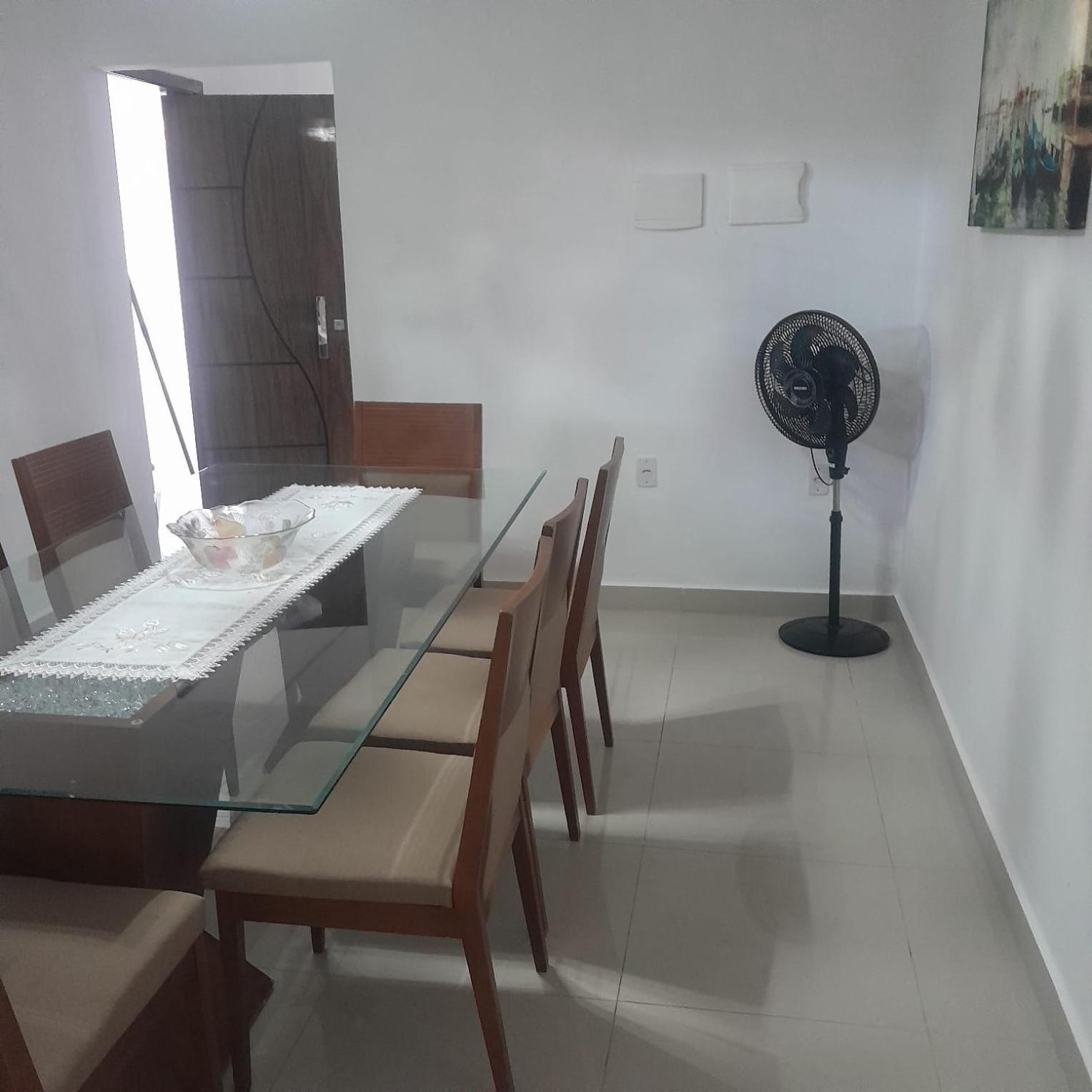 Homestay Comfort And Style White Queen Ii *