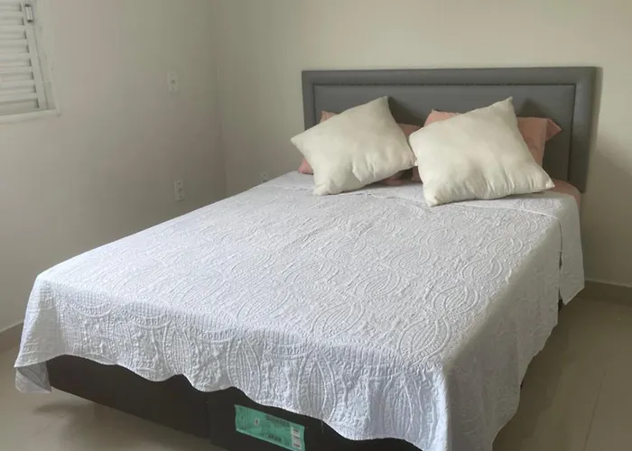 Comfort And Style White Queen II